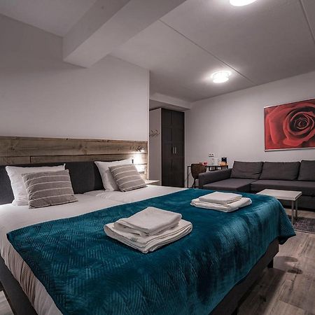 Hotel Joli Μπέργκεν Εξωτερικό φωτογραφία